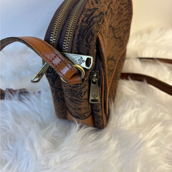 Patricia Nash Brown World Map Velvet Cross Over Leather Trim Purse - Picture 3 of 11